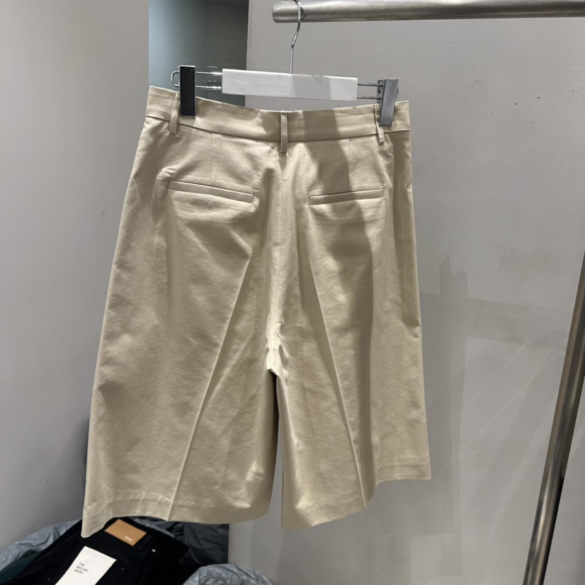 THE SECOND GROW/QUEENSRABBIT韓國直郵女裝新品休閑短褲褶裥THE SECOND GROW/QUEENSRABBIT短褲