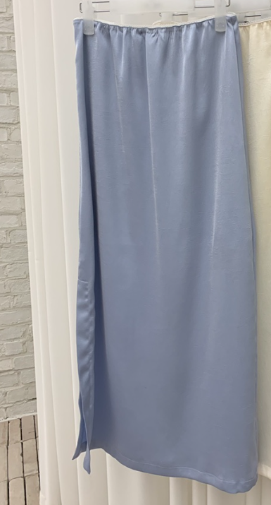 B_GARDER韓國東大門直郵女士新款職業人氣熱賣時尚長裙緞面B.GARDER長裙圖色1