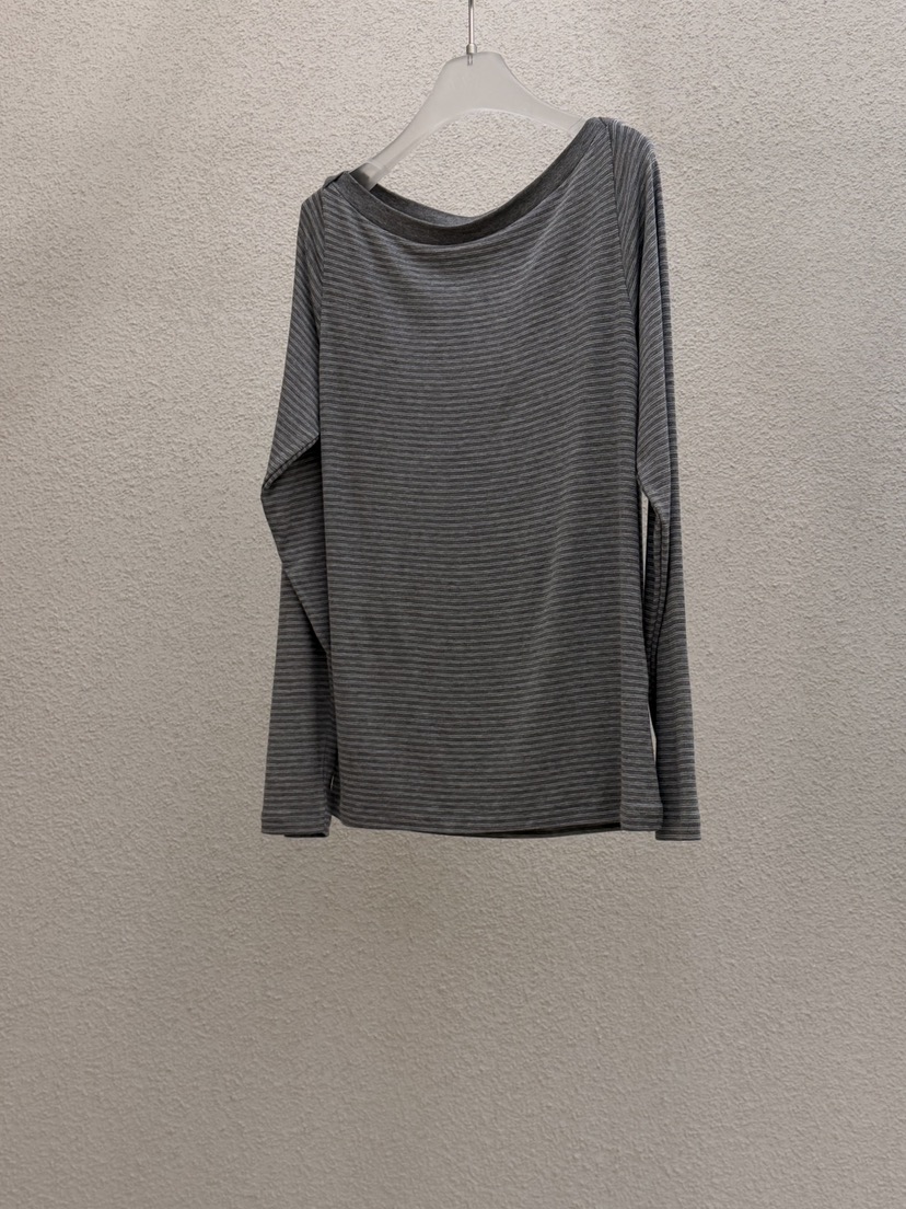 MWE韓國東大門直郵女裝新品熱賣推薦人氣職業26春夏長袖T恤MWE長袖T恤