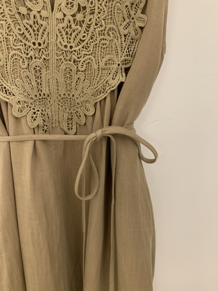 UNDER KEY韓國東大門代購女士新款推薦連衣裙含腰帶亞麻布刺繡UNDER KEY連衣裙