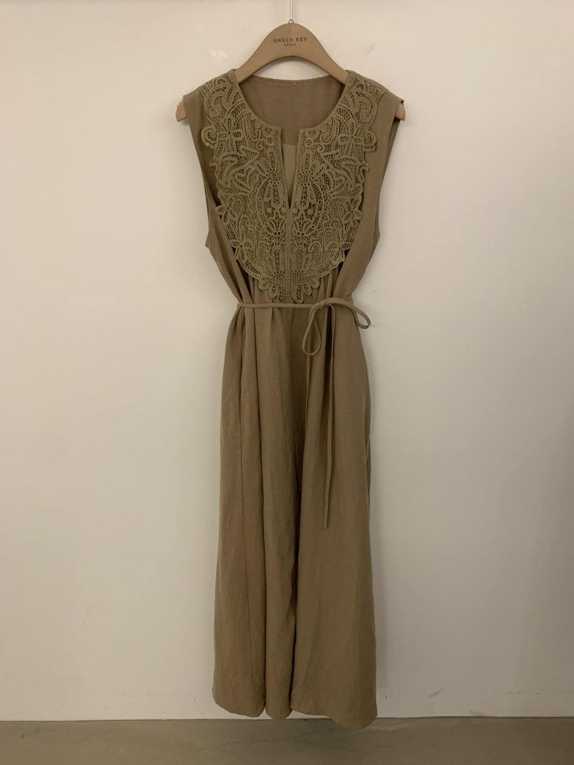 UNDER KEY韓國東大門代購女士新款推薦連衣裙含腰帶亞麻布刺繡UNDER KEY連衣裙圖色2