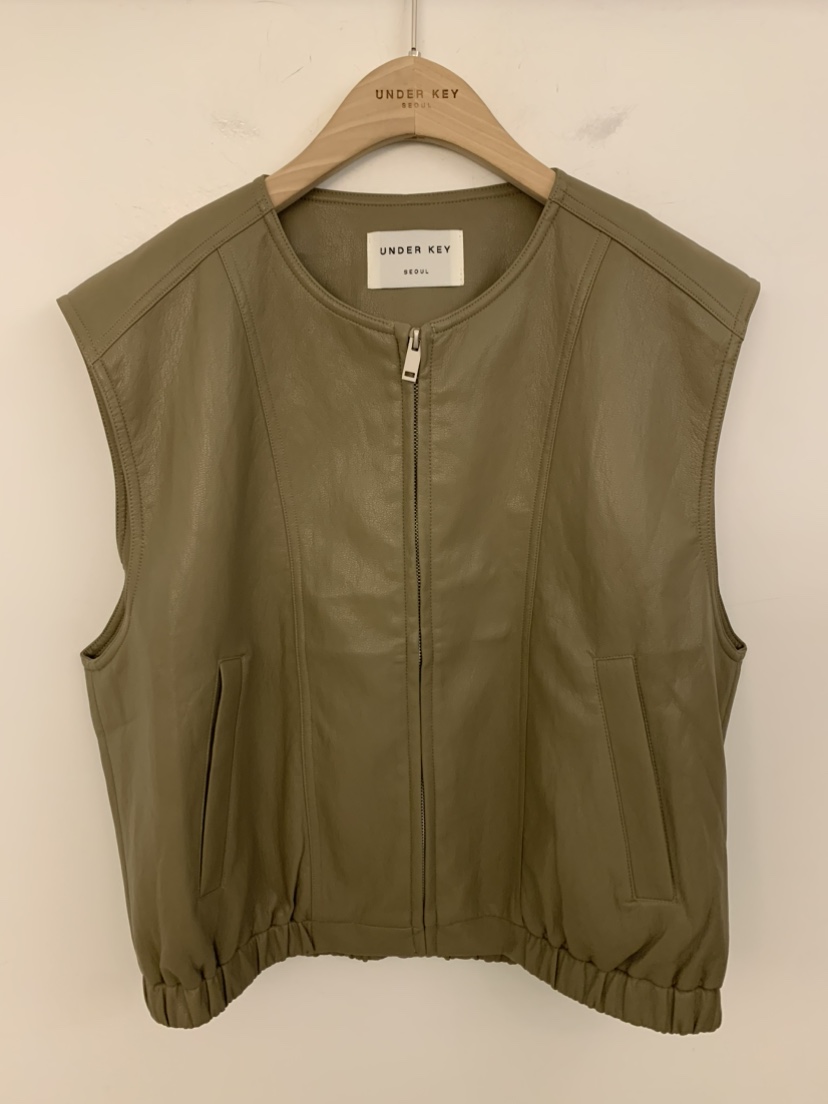 UNDER KEY韓國代購女裝新款推薦時尚人氣職業休閑馬甲皮革UNDER KEY馬甲圖色1