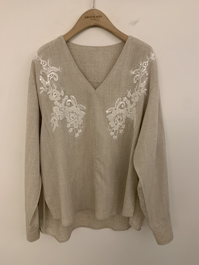 UNDER KEY韓國直郵女裝新品熱賣職業襯衫蕾絲衫刺繡亞麻UNDER KEY襯衫/蕾絲衫圖色2