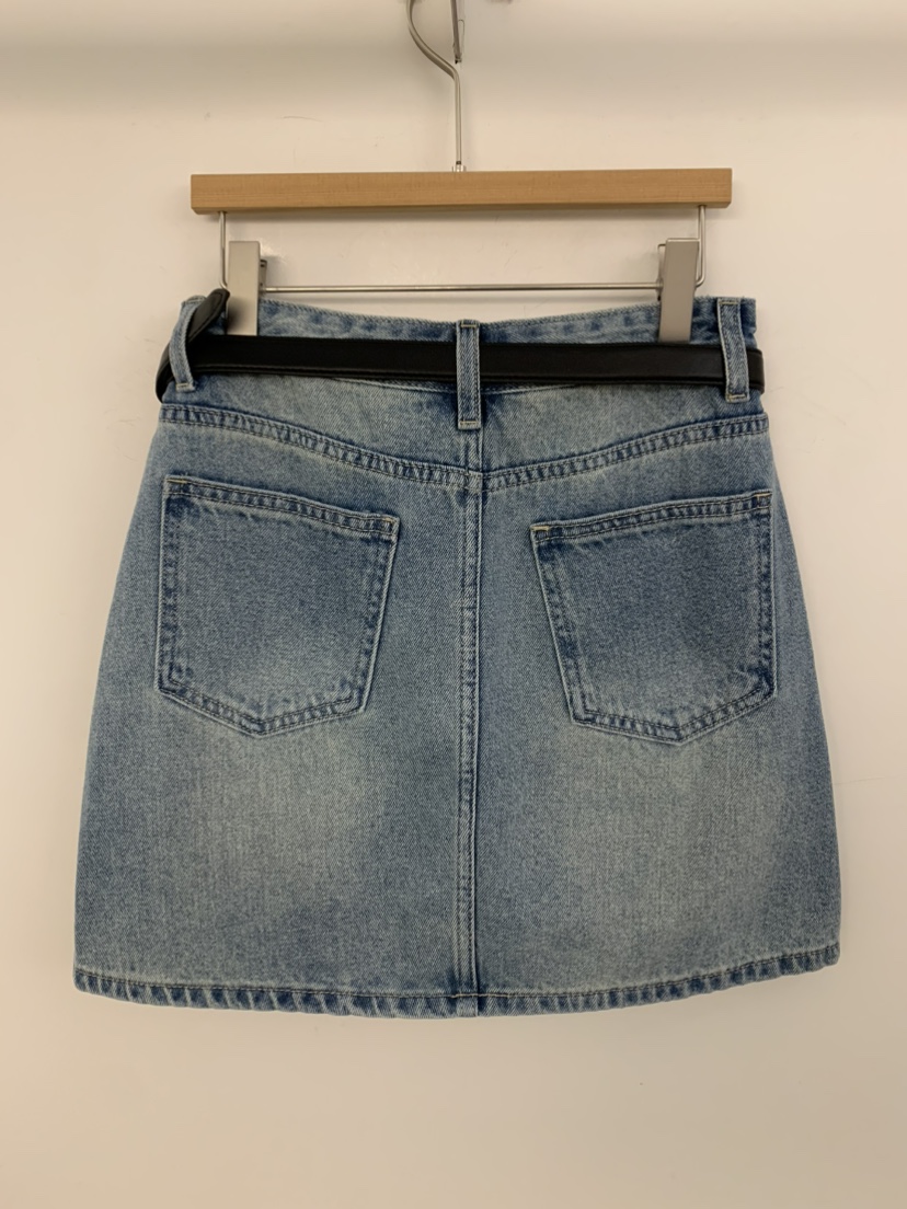 UNDER KEY韓國代購女裝新款時尚推薦職業熱賣短裙含腰帶UNDER KEY短裙