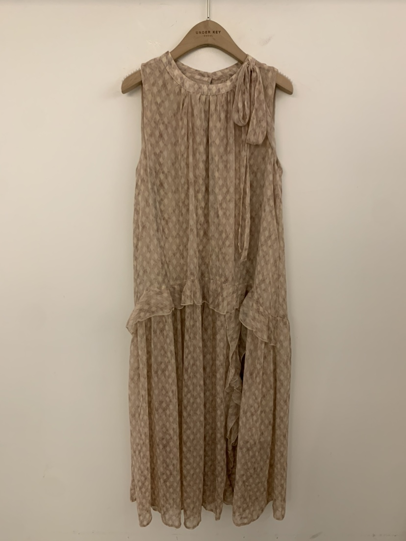 UNDER KEY韓國東大門代購女士新款推薦時尚連衣裙荷葉邊UNDER KEY連衣裙圖色2