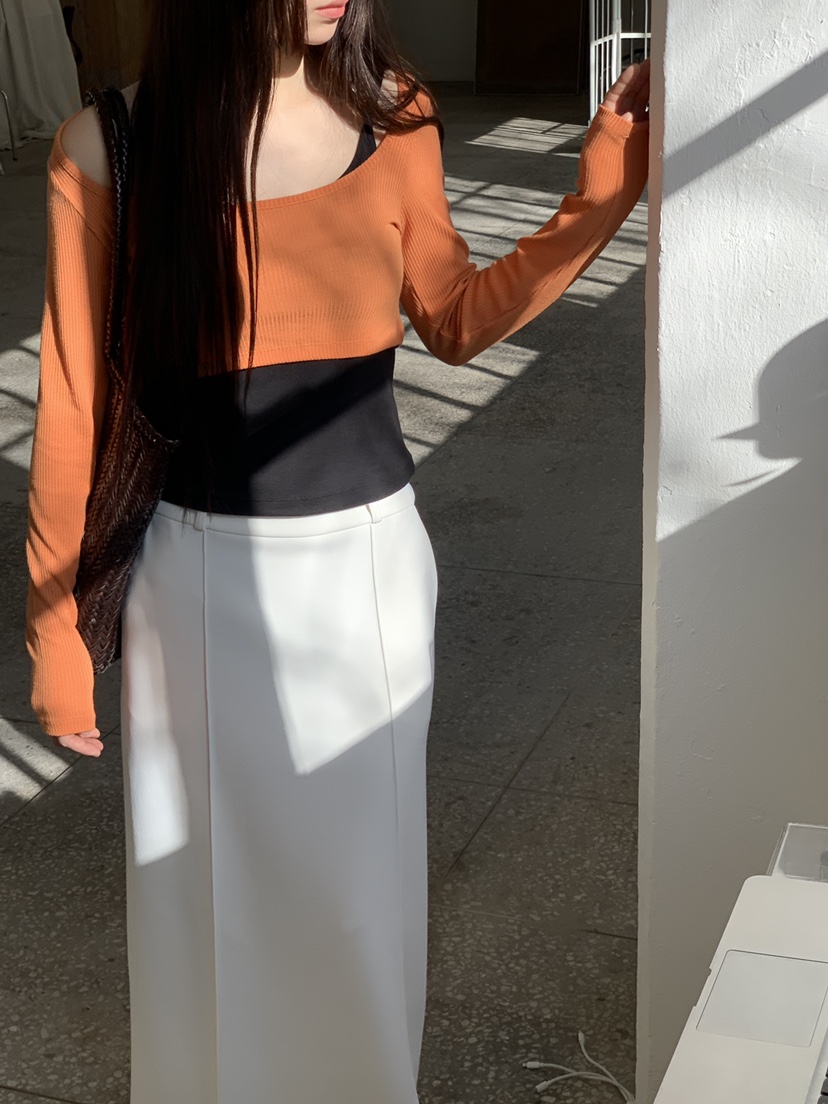 LOGARDEN韓國直郵女士新款熱賣人氣時尚推薦長袖T恤不含內搭LO GARDEN長袖T恤