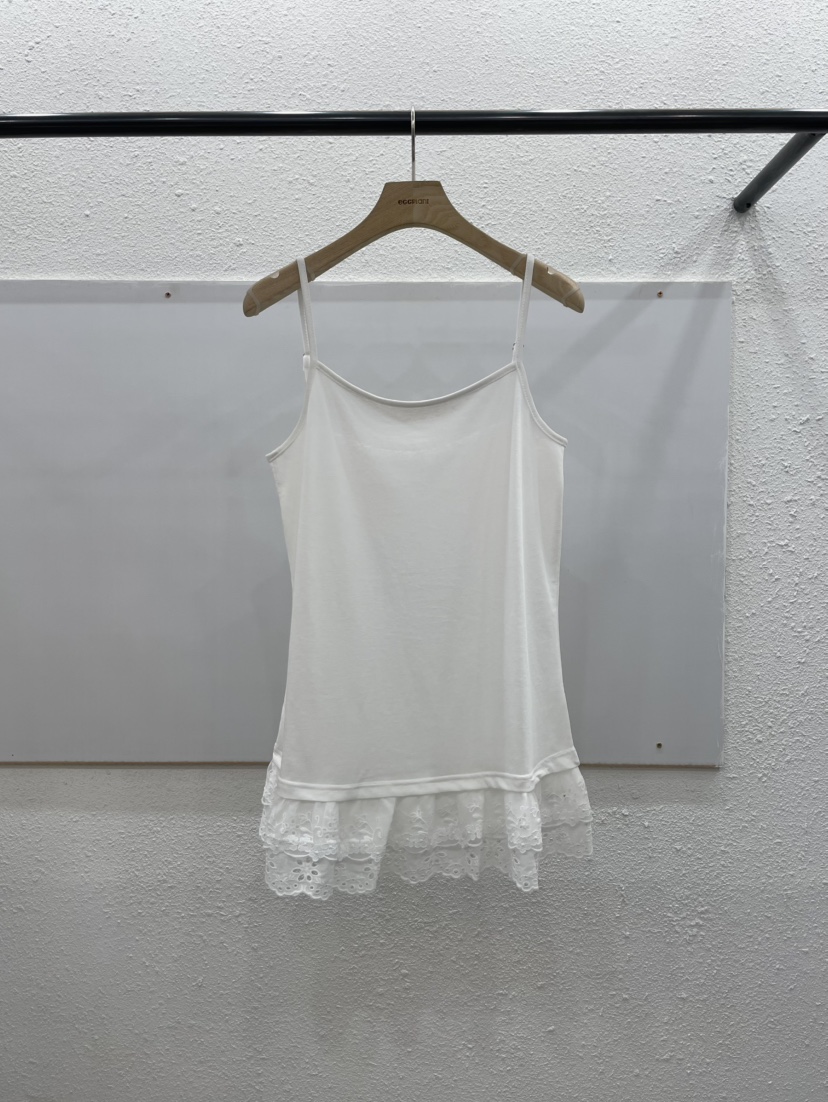 EGGPLANT韓國直郵實拍女裝新款時尚人氣26春夏吊帶背心蕾絲EGGPLANT吊帶/背心圖色1