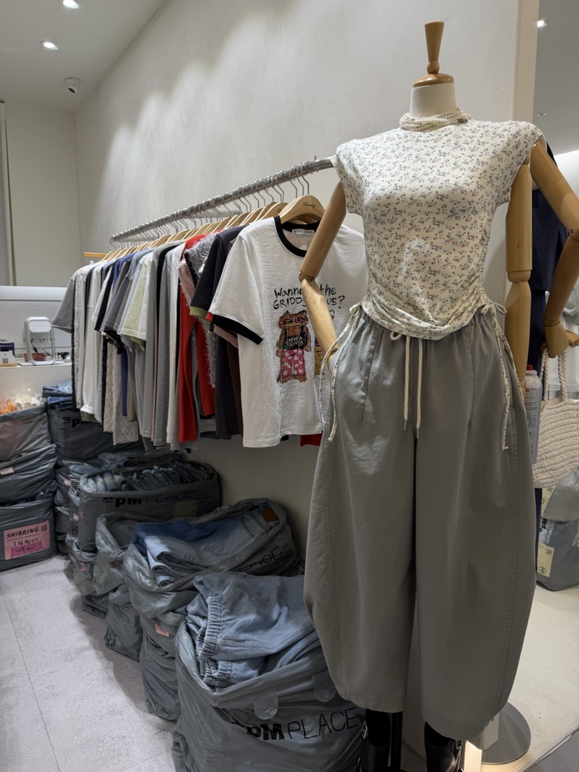 SHIRRING韓國直郵女裝新品人氣時尚休閑26春夏熱賣T恤褶皺SHIRRINGT恤