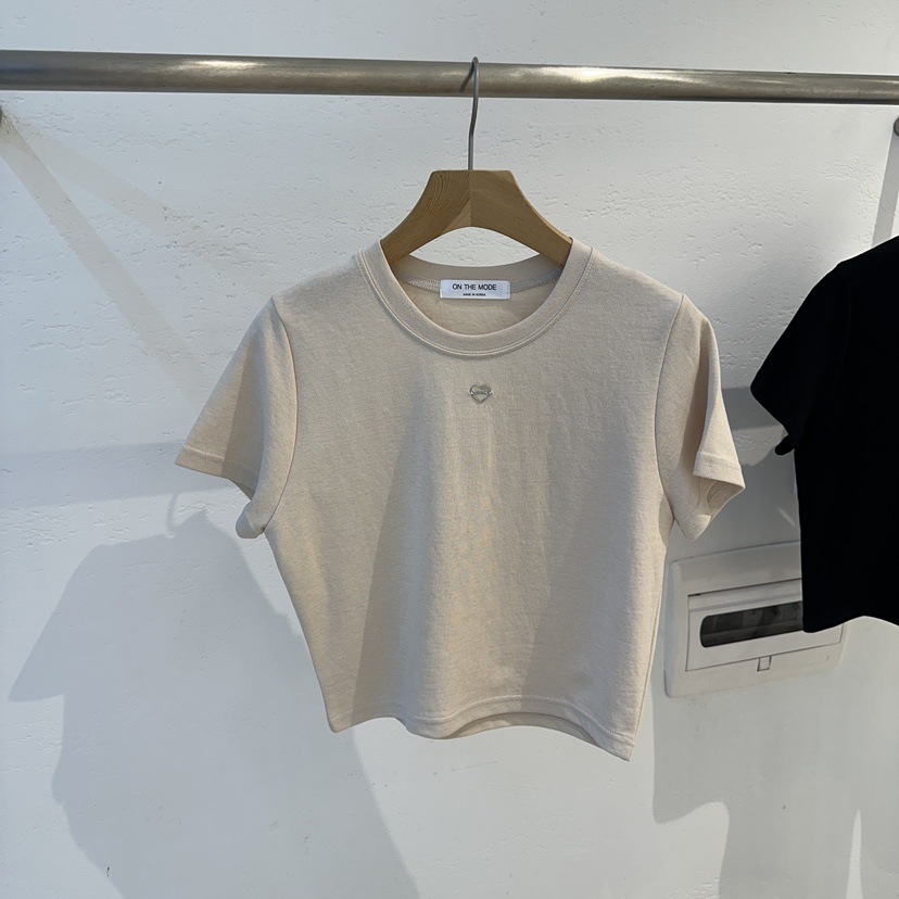 ON THE MODE韓國東大門直郵女士新款休閑26春夏熱賣T恤ON THE MODET恤圖色2