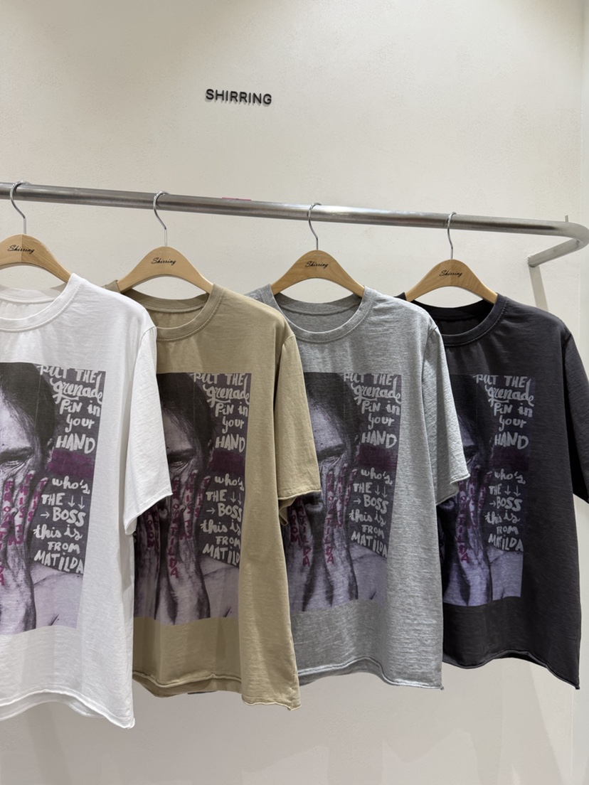 SHIRRING韓國東大門直郵女裝新款熱賣職業休閑人氣時尚T恤SHIRRINGT恤