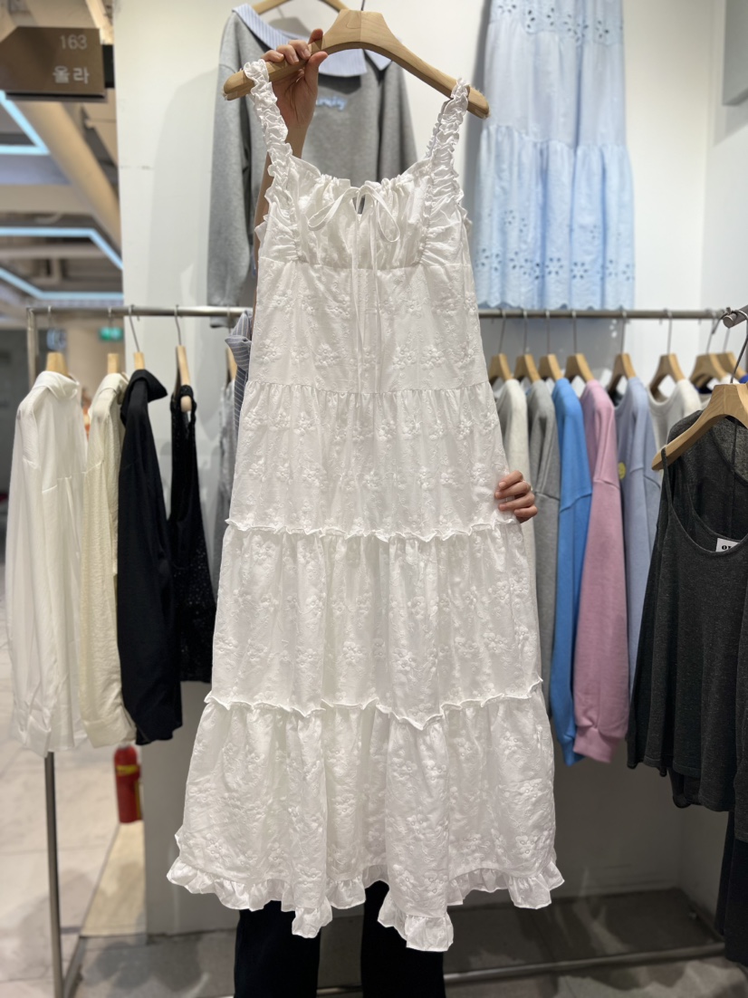 OLA韓國直郵女裝新品人氣休閑時尚職業推薦熱賣26春夏連衣裙mellor/OLA連衣裙圖色1