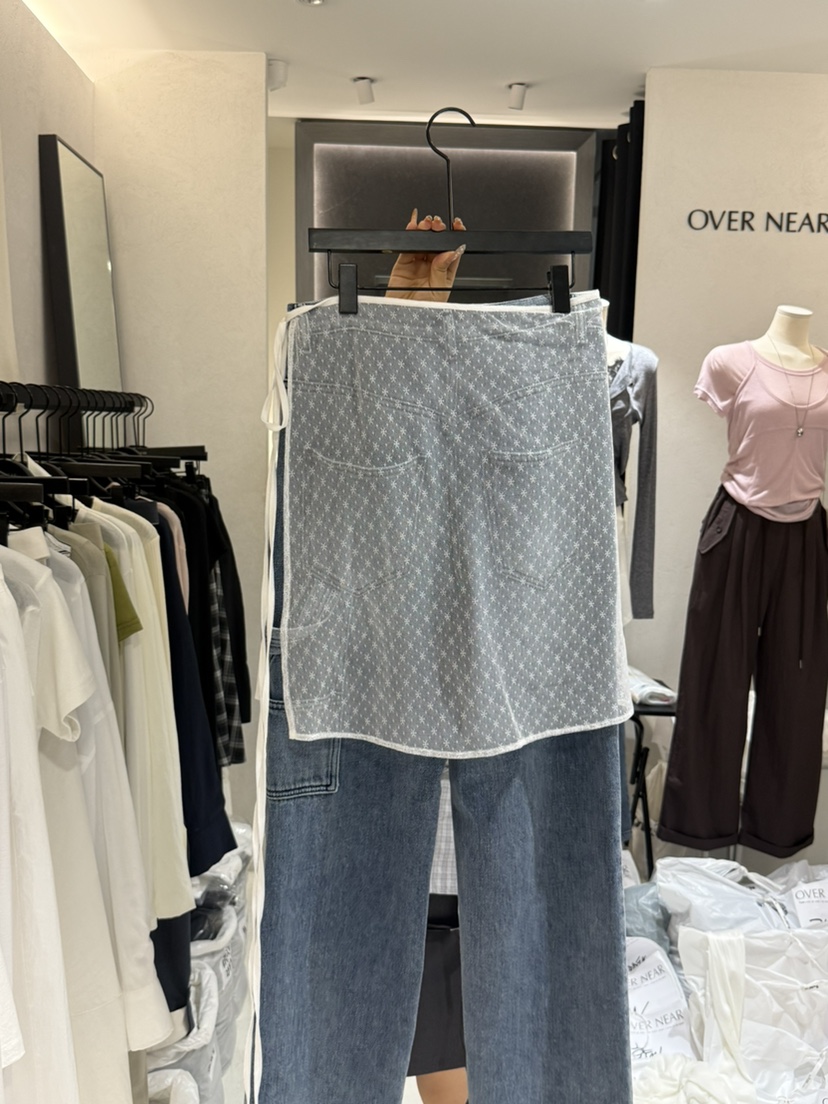 OVER NEAR韓國東大門直郵女裝新品熱賣半身裙中短裙不含褲子OVER NEAR半身裙/中短裙