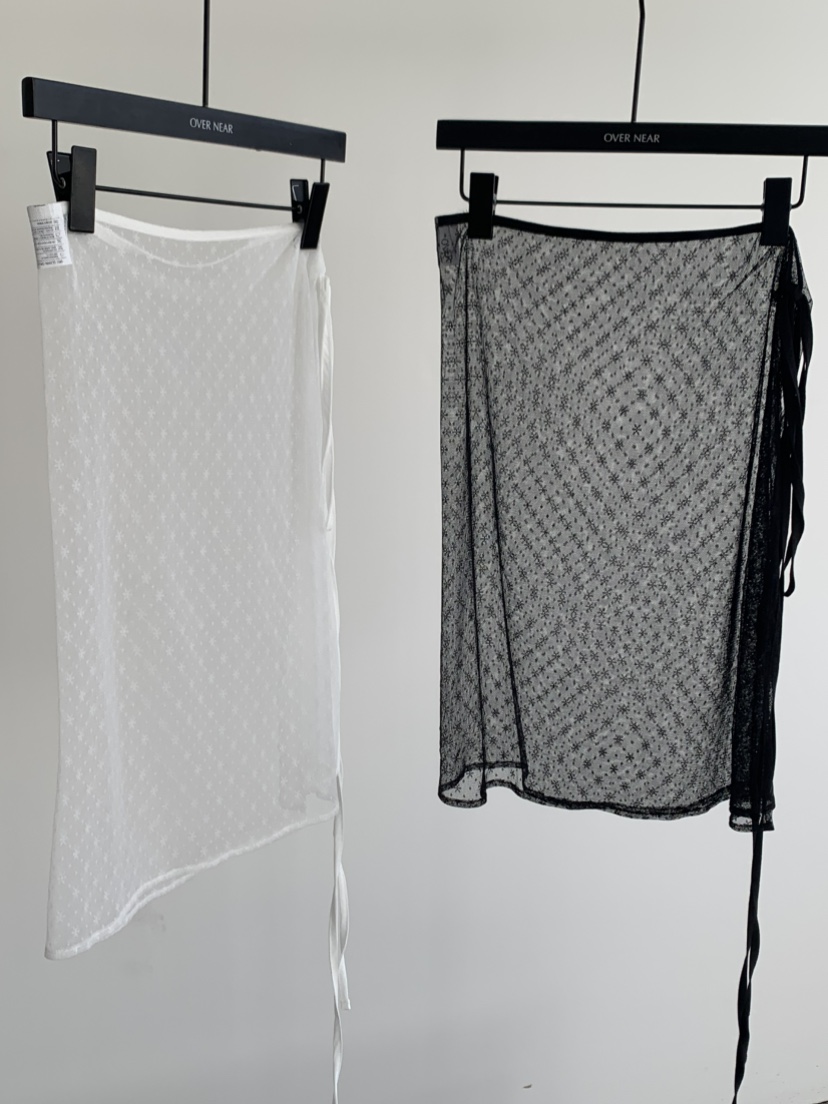 OVER NEAR韓國東大門直郵女裝新品熱賣半身裙中短裙不含褲子OVER NEAR半身裙/中短裙