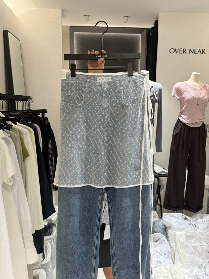 OVER NEAR韓國東大門直郵女裝新品熱賣半身裙中短裙不含褲子OVER NEAR半身裙/中短裙圖色1