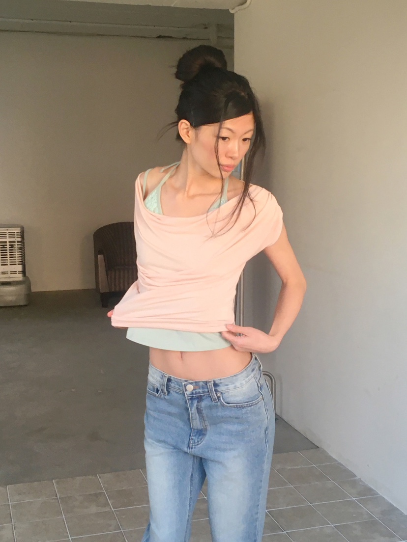 BLACK PIG韓國直郵實拍女士新款熱賣休閑職業T恤不含內搭VIVIAN_LEET恤