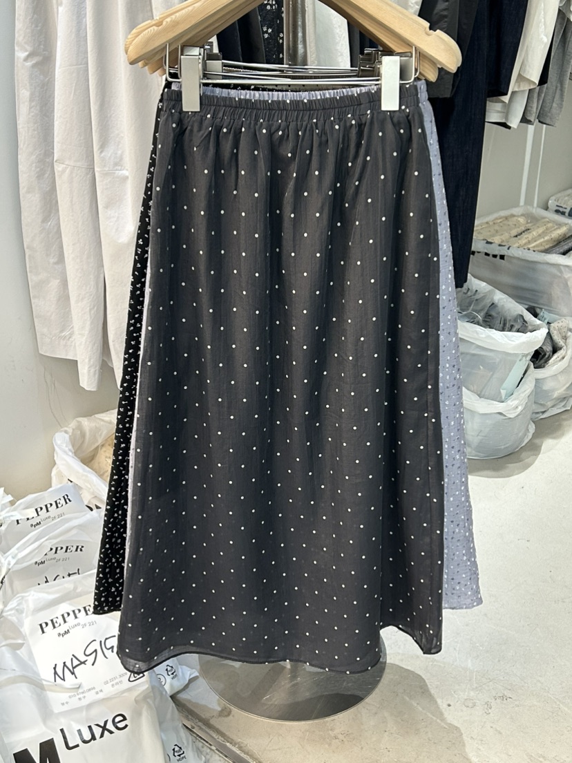 PEPPER-L韓國代購女裝新款26春夏人氣時尚休閑職業熱賣長裙PEPPER長裙圖色1