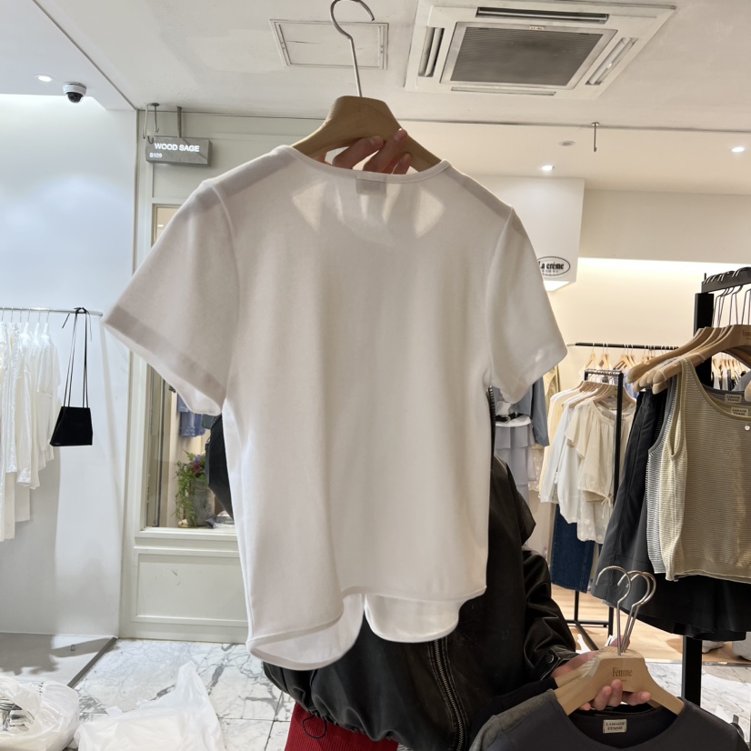 LA MAGIE FEMME韓國直郵實拍女裝新品推薦職業人氣26春夏T恤Lamagie FemmeT恤