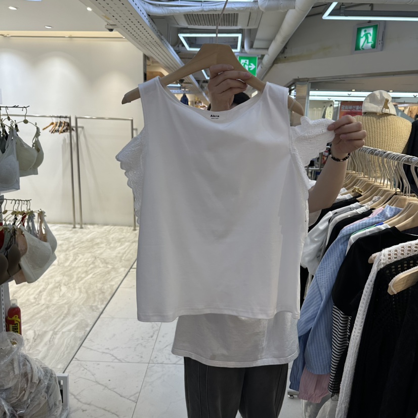 AKRA BY ART韓國直郵女裝新品職業人氣吊帶背心蕾絲開衩AKRA BY ART吊帶/背心圖色1