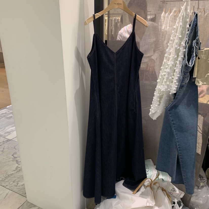 LMT（SAND LIMITED）韓國代購女裝新品人氣連衣裙V領天絲LMT/THE SAND/THE BEIGES_FLOW連衣裙圖色1