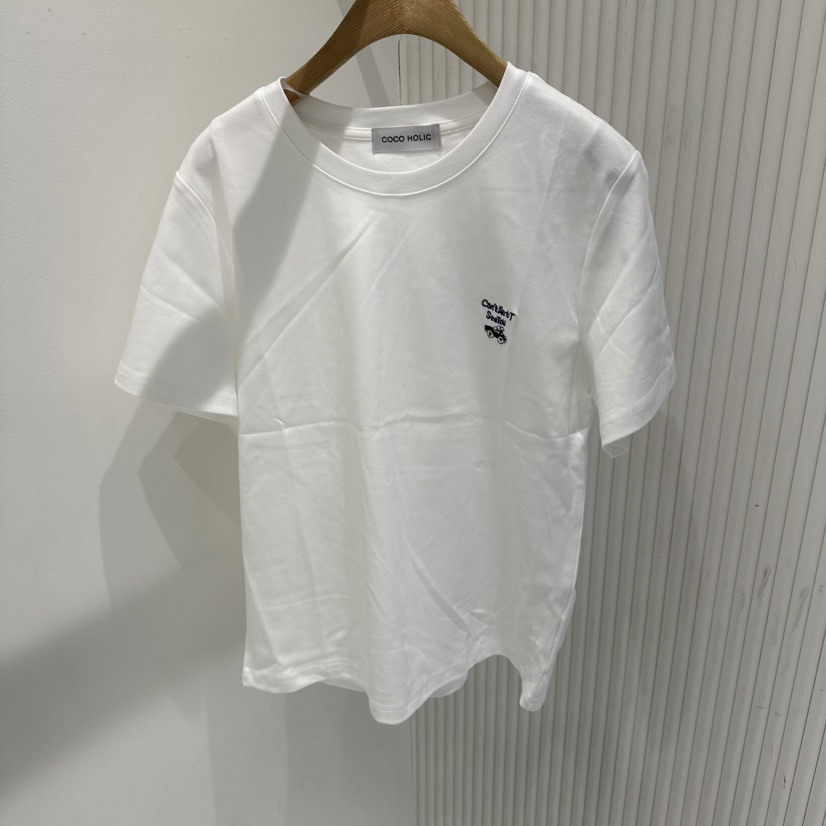 COCO HOLIC韓國東大門直郵女裝新款推薦休閑人氣時尚T恤COCO HOLICT恤圖色1