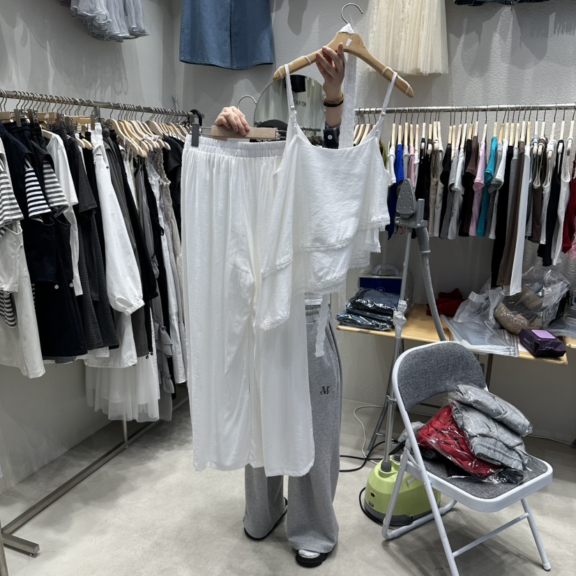 HOT PLACE/DREAM GIRIS/HOT ISSUE韓國東大門代購女士新品人氣套裝HOT PLACE/DREAM GIRIS/HOT ISSUE套裝