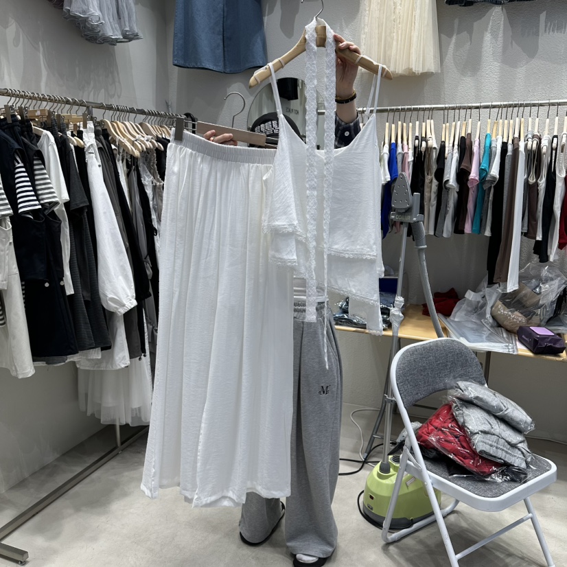 HOT PLACE/DREAM GIRIS/HOT ISSUE韓國東大門代購女士新品人氣套裝HOT PLACE/DREAM GIRIS/HOT ISSUE套裝圖色1