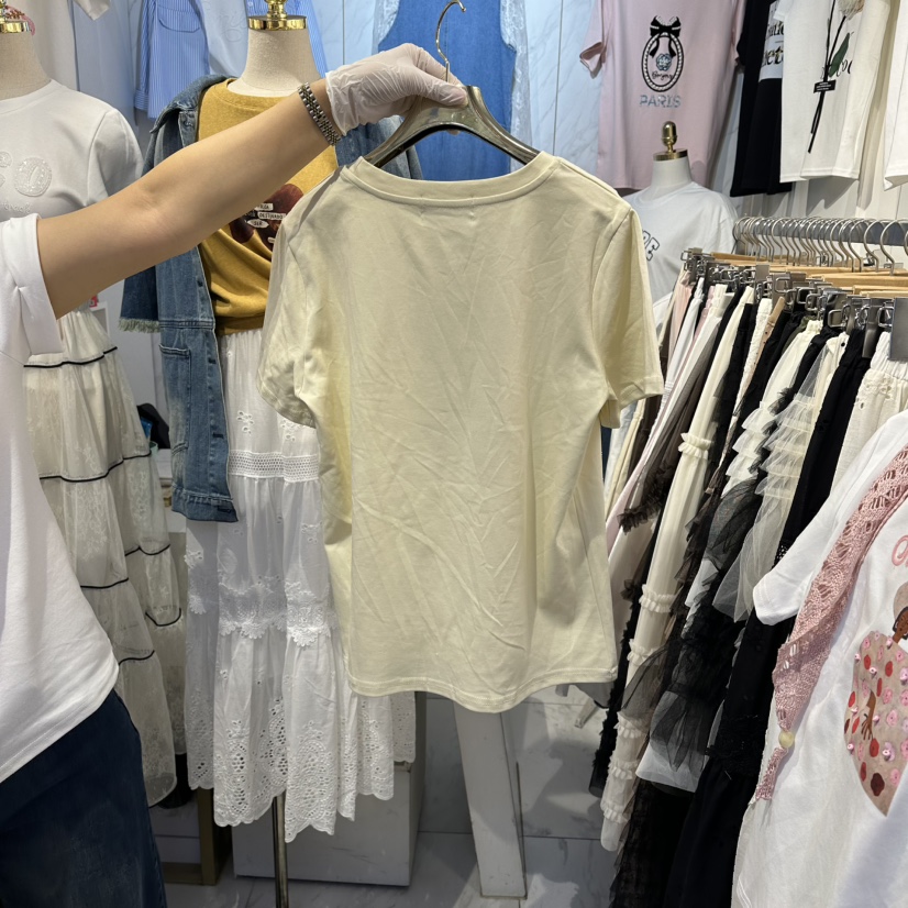 COCO HOLIC韓國代購女士新款人氣職業推薦T恤含圍巾套裝COCO HOLICT恤