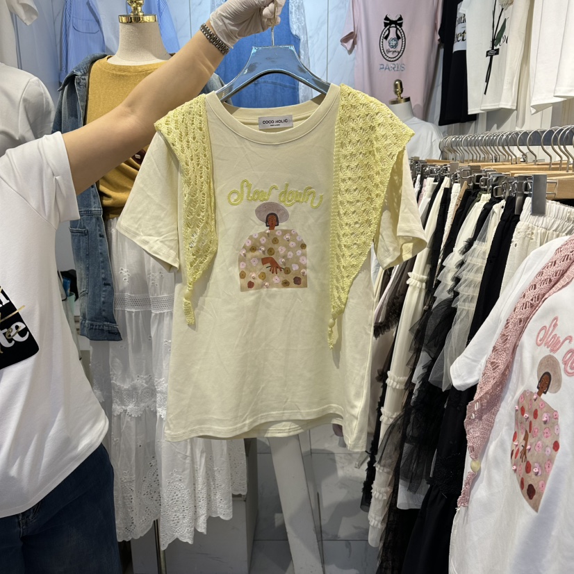 COCO HOLIC韓國代購女士新款人氣職業推薦T恤含圍巾套裝COCO HOLICT恤圖色3