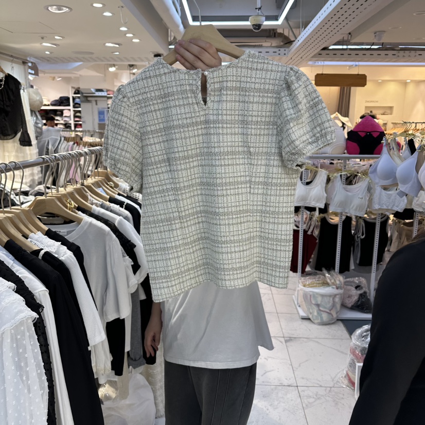 AKRA BY ART韓國東大門代購女裝新款職業推薦T恤泡泡袖AKRA BY ARTT恤