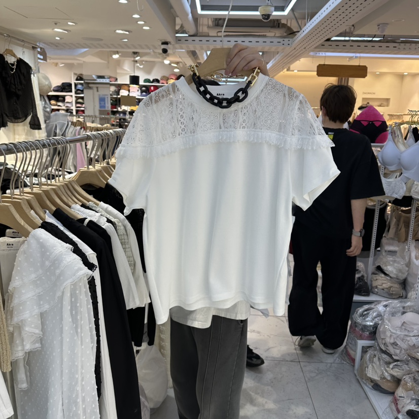 AKRA BY ART韓國代購女士新款26春夏時尚推薦職業T恤蕾絲AKRA BY ARTT恤圖色1