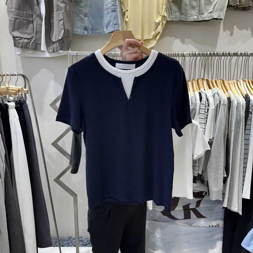 HIPTIQUE韓國直郵女士新款時尚人氣推薦熱賣針織衫假兩件HIPTIQUE針織衫圖色2深藍色