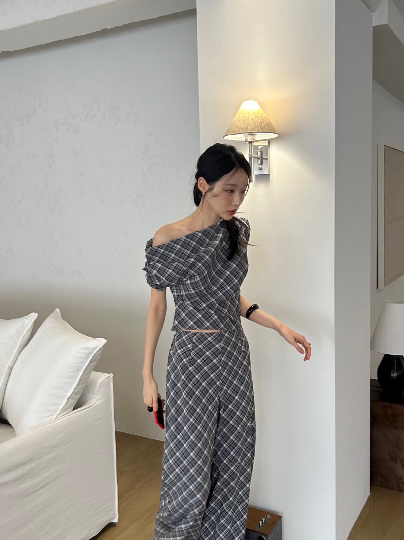 ME MO韓國直郵實拍女士新款休閑熱賣26春夏襯衫蕾絲衫格紋ME MO襯衫/蕾絲衫