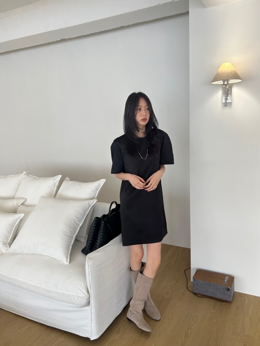 ME MO韓國代購女裝新品職業人氣時尚休閑推薦26春夏連衣裙ME MO連衣裙