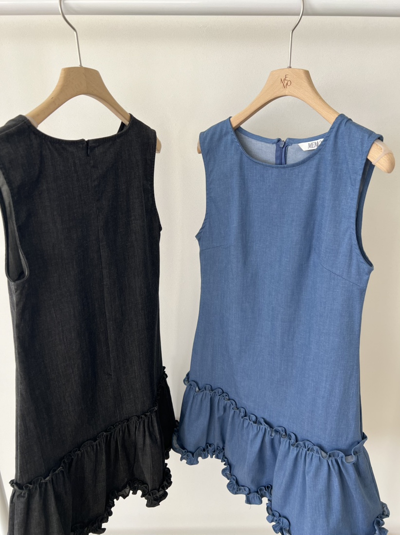 ME MO韓國直郵實拍女士新品推薦職業休閑熱賣連衣裙荷葉邊ME MO連衣裙