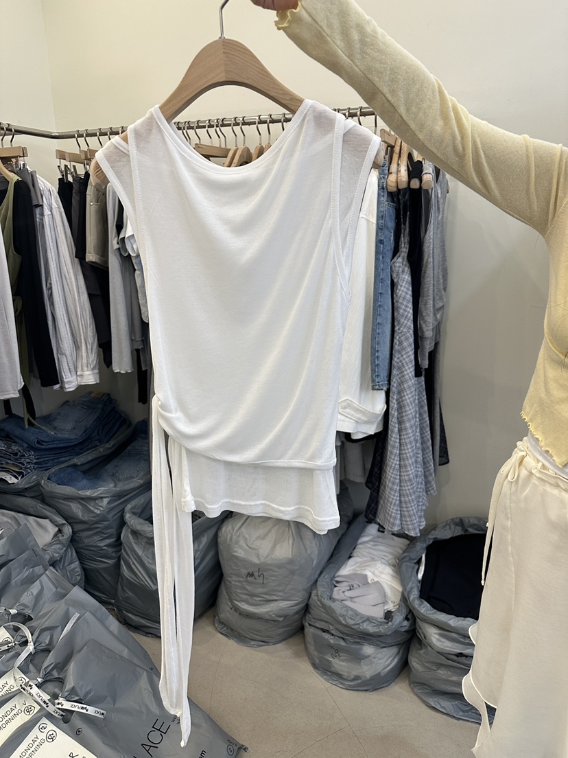 MONDAYMORING韓國東大門代購女裝新款熱賣26春夏吊帶背心MONDAYMORING吊帶/背心