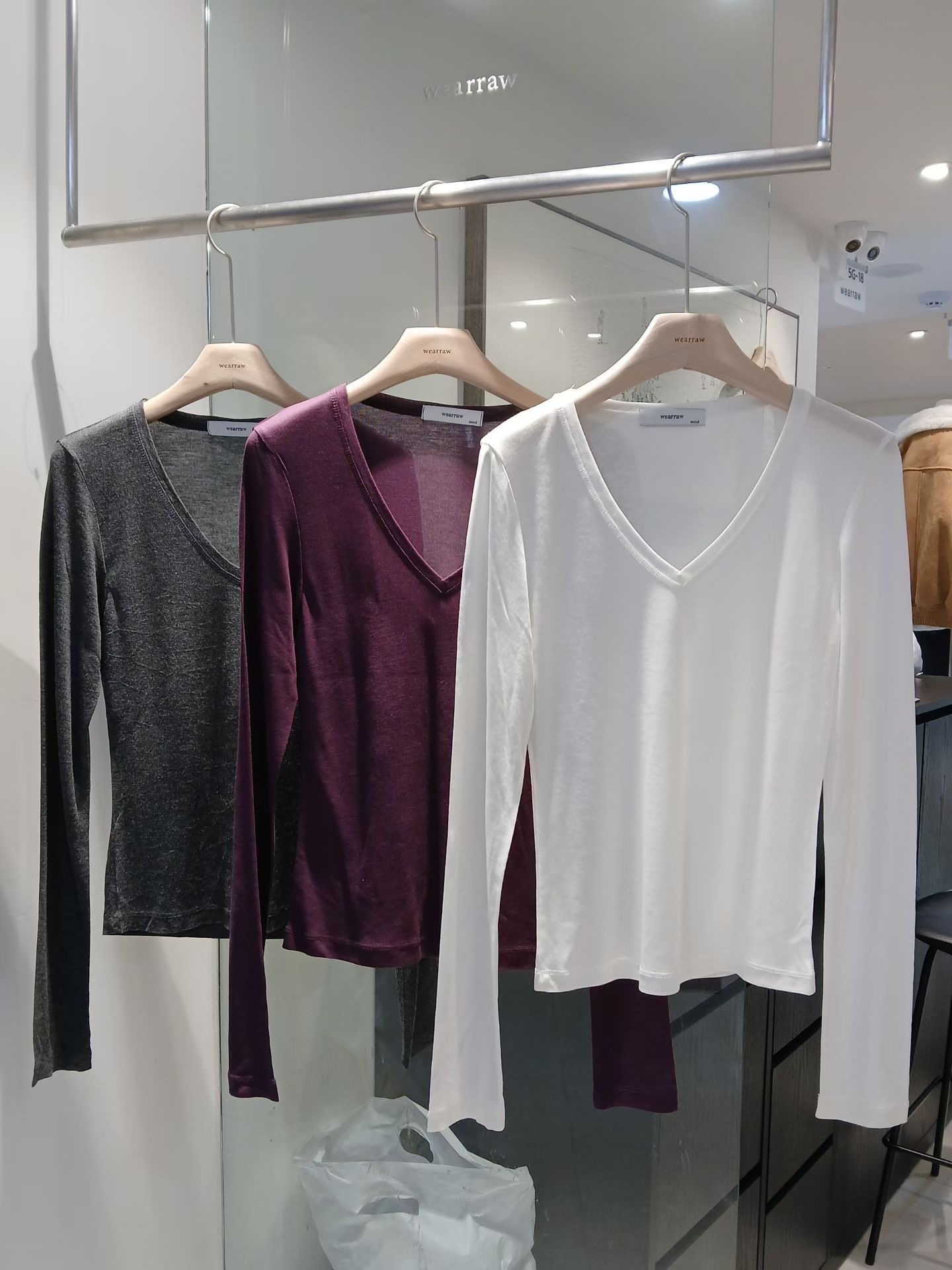 WEARRAW/WELL ROW韓國東大門直郵女裝新品人氣長袖T恤天絲WEARRAW/WELL ROW長袖T恤圖色2左二色