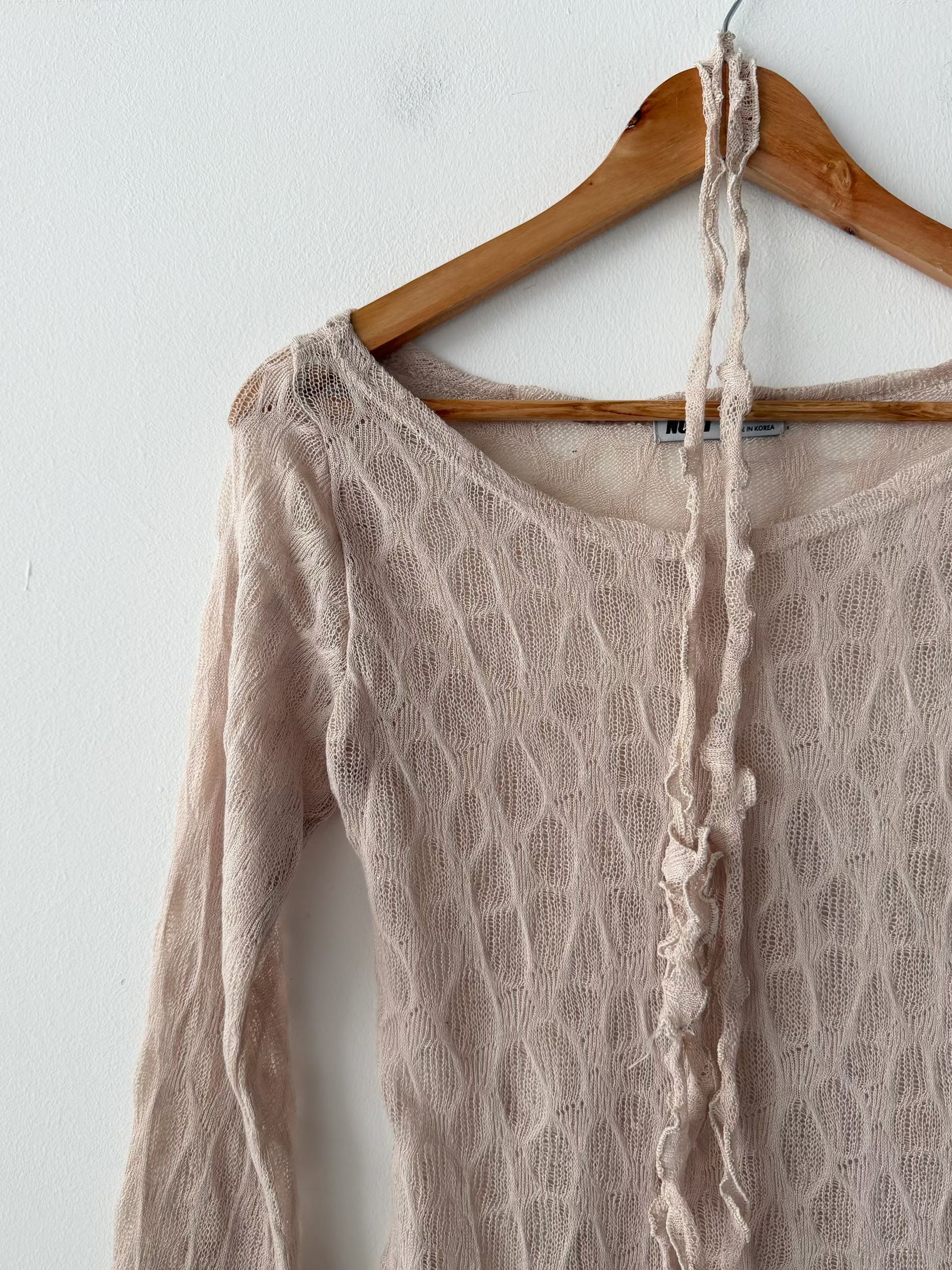 DOTNODI（無品牌標）/HIGH COLOR/NODI東大門直郵女裝新款熱賣長袖T恤含脖帶DOTNODI（無品牌標）/HIGH COLOR/NODI長袖T恤