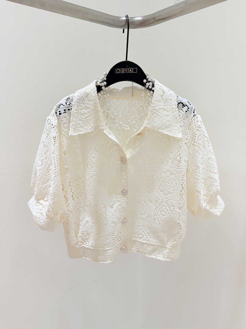 CORAL東大門直郵女裝新品職業時尚襯衫蕾絲衫不含項鏈蕾絲CORAL襯衫/蕾絲衫