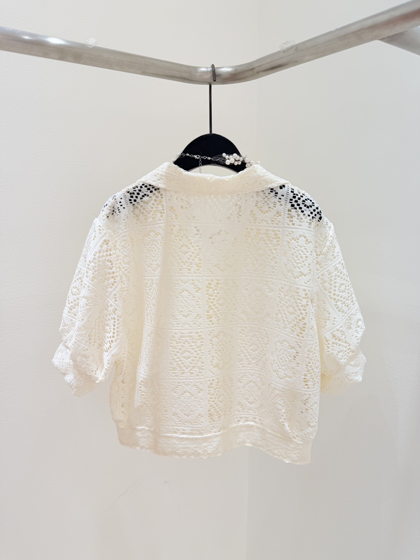 CORAL東大門直郵女裝新品職業時尚襯衫蕾絲衫不含項鏈蕾絲CORAL襯衫/蕾絲衫