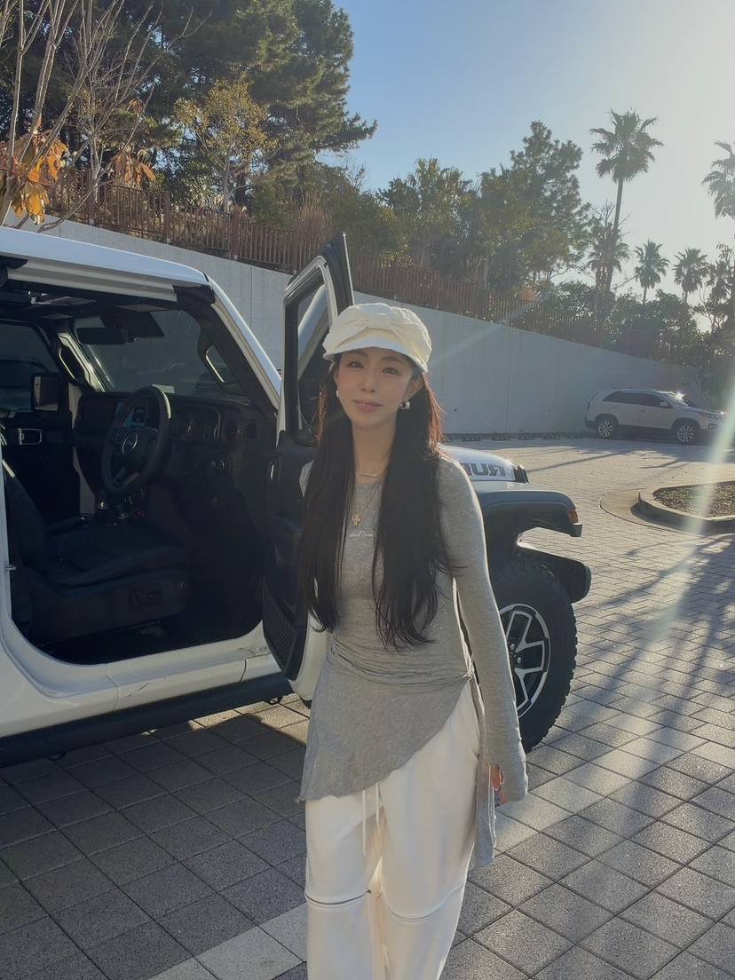 PALETTE-Q東大門直郵女士新款26春夏熱賣時尚真品長袖T恤PALETTE-Q長袖T恤