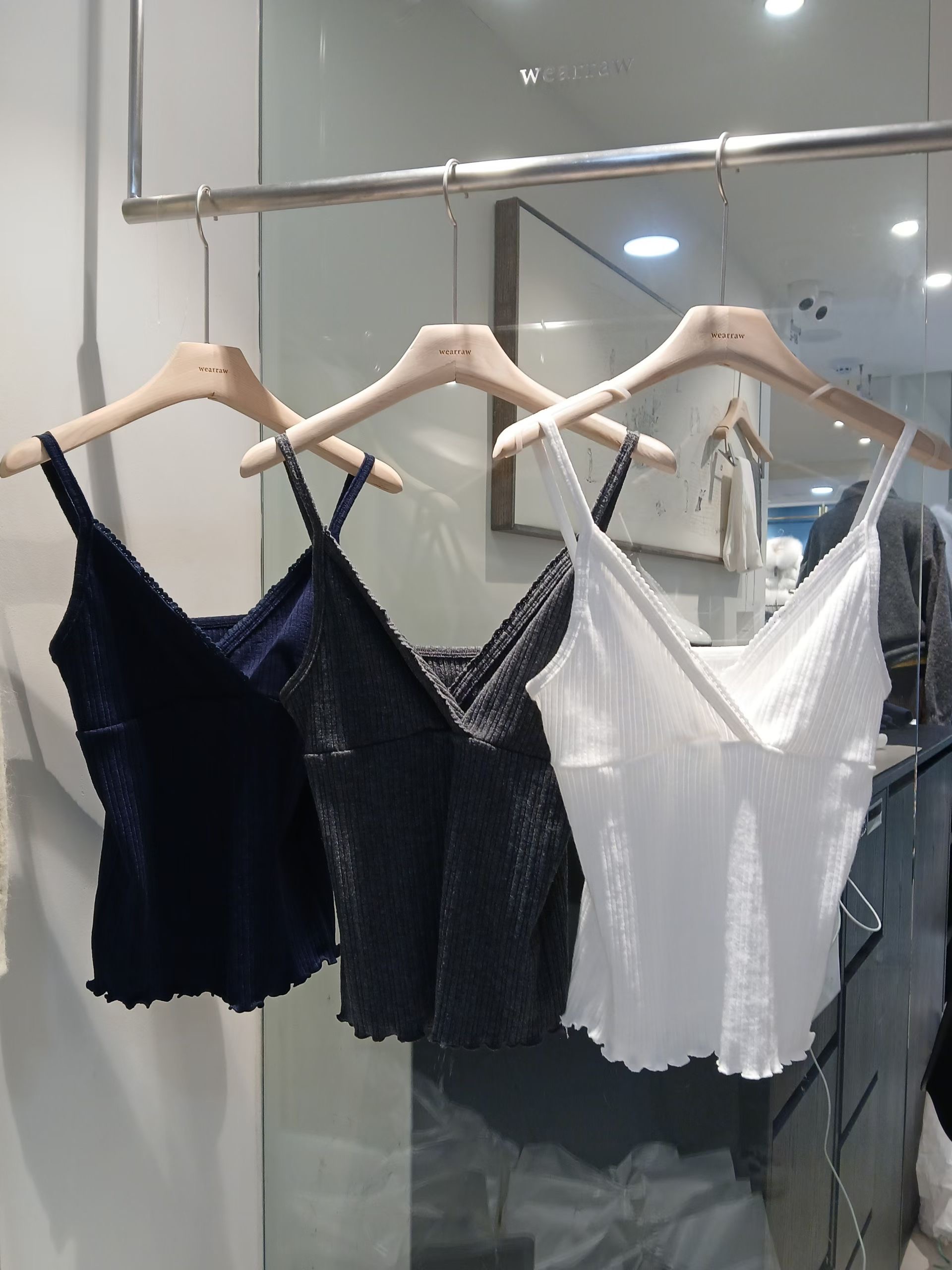 WEARRAW/WELL ROW東大門代購女裝新款人氣吊帶背心裹身裙蕾絲羅紋WEARRAW/WELL ROW吊帶/背心圖色1左一色