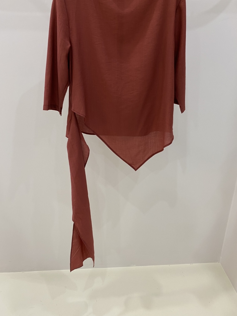 MUSHROOM EFFECT韓國直郵女裝新款26春夏熱賣襯衫蕾絲衫MUSHROOM EFFECT襯衫/蕾絲衫