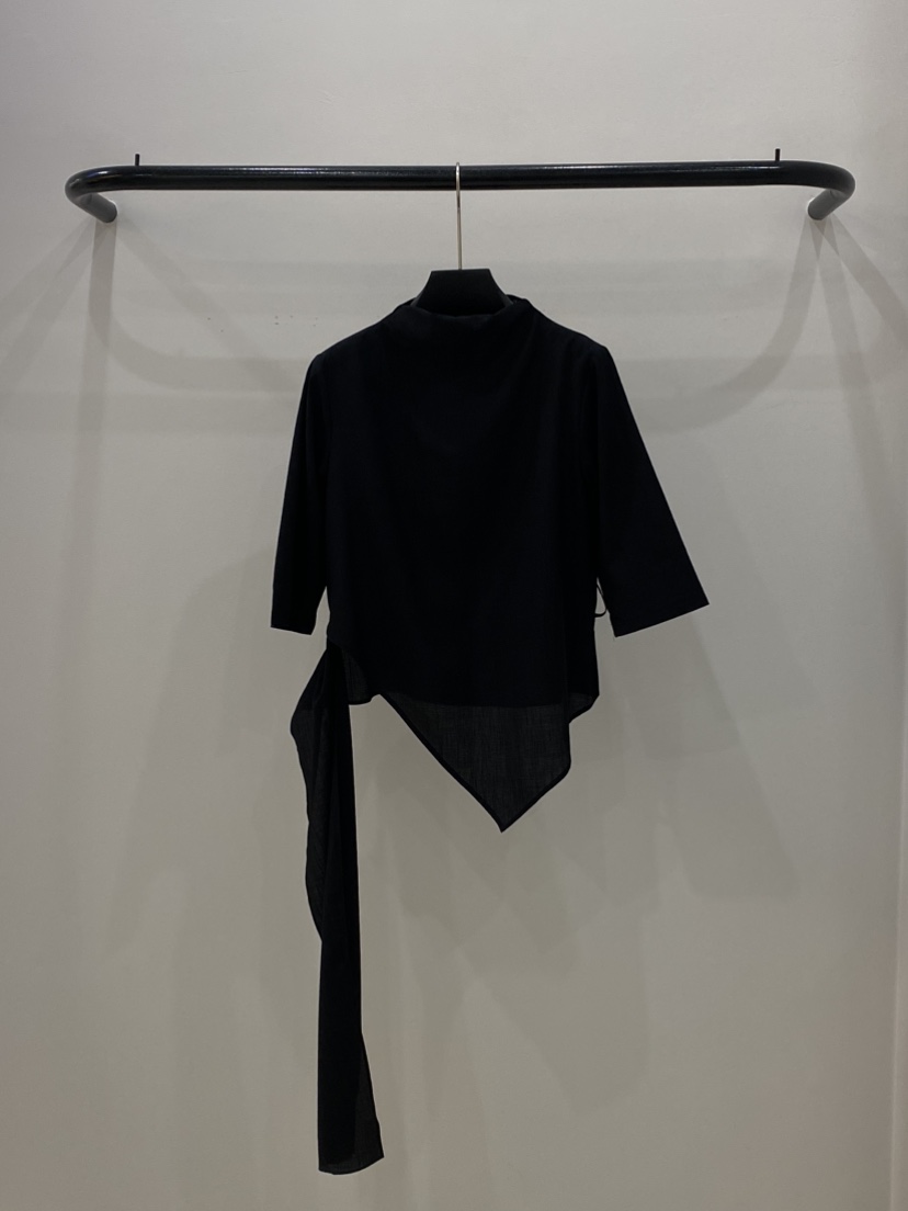 MUSHROOM EFFECT韓國直郵女裝新款26春夏熱賣襯衫蕾絲衫MUSHROOM EFFECT襯衫/蕾絲衫