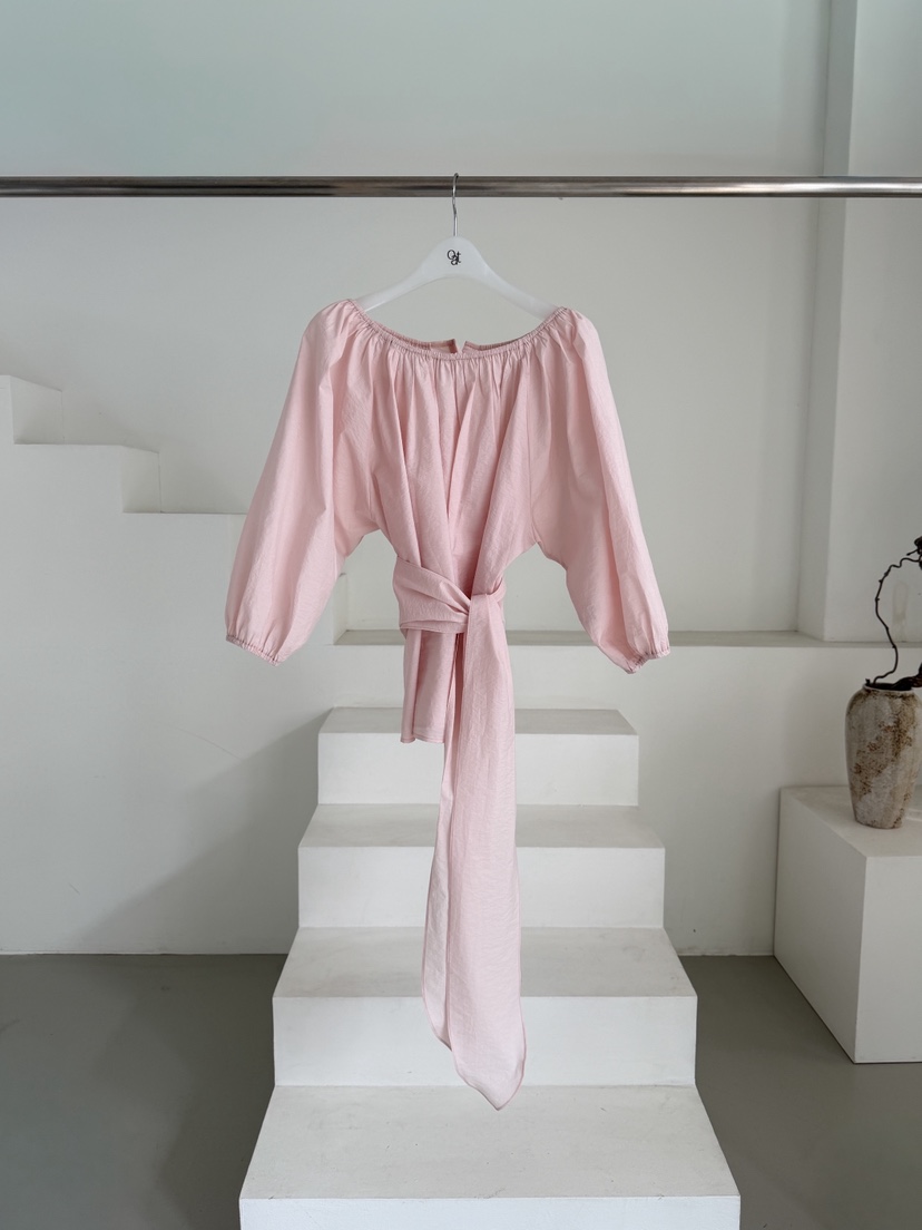 OATMEAL韓國東大門直郵女裝新款職業人氣襯衫蕾絲衫含腰帶OATMEAL襯衫/蕾絲衫圖色3