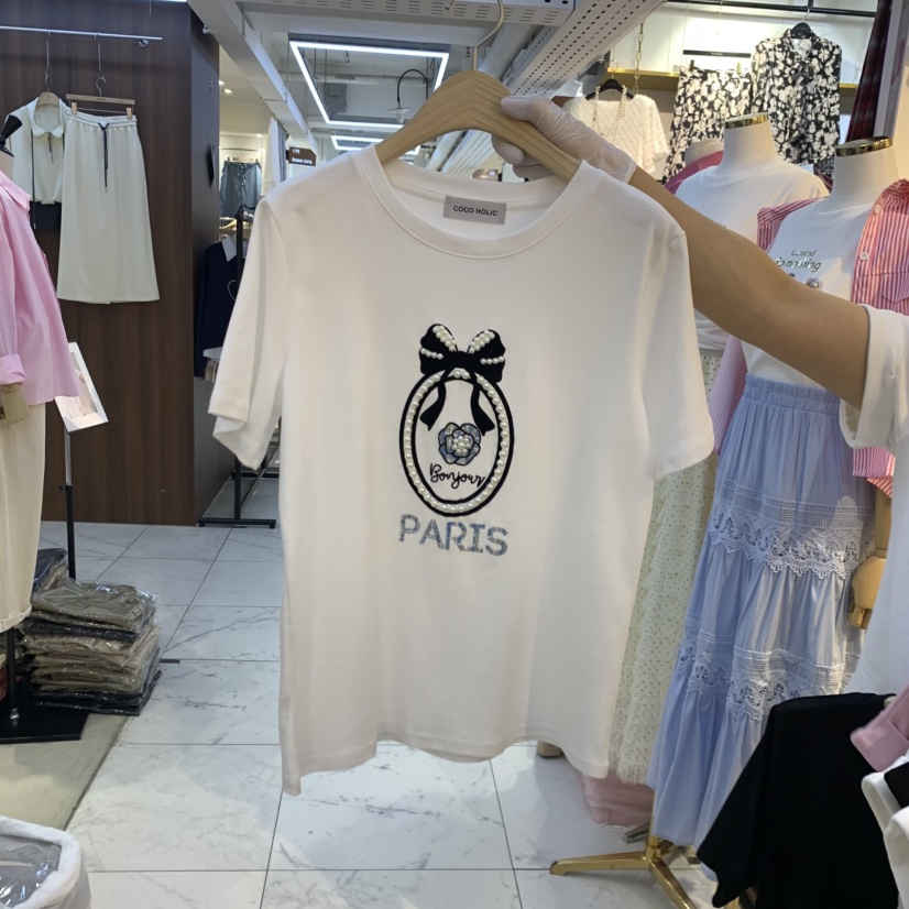 COCO HOLIC韓國東大門直郵女裝新款時尚休閑推薦人氣T恤COCO HOLICT恤圖色2