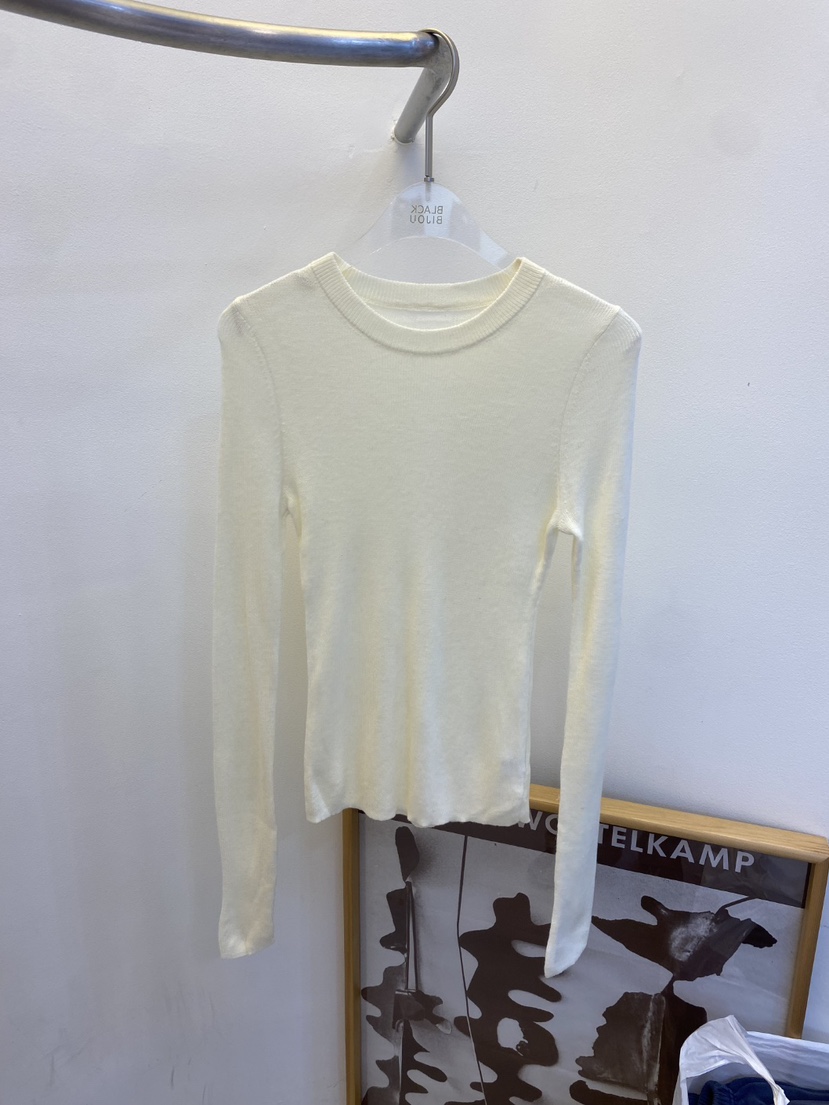 BLACK BIJOU韓國東大門直郵女士新款時尚熱賣人氣長袖T恤BLACK BIJOU長袖T恤圖色1