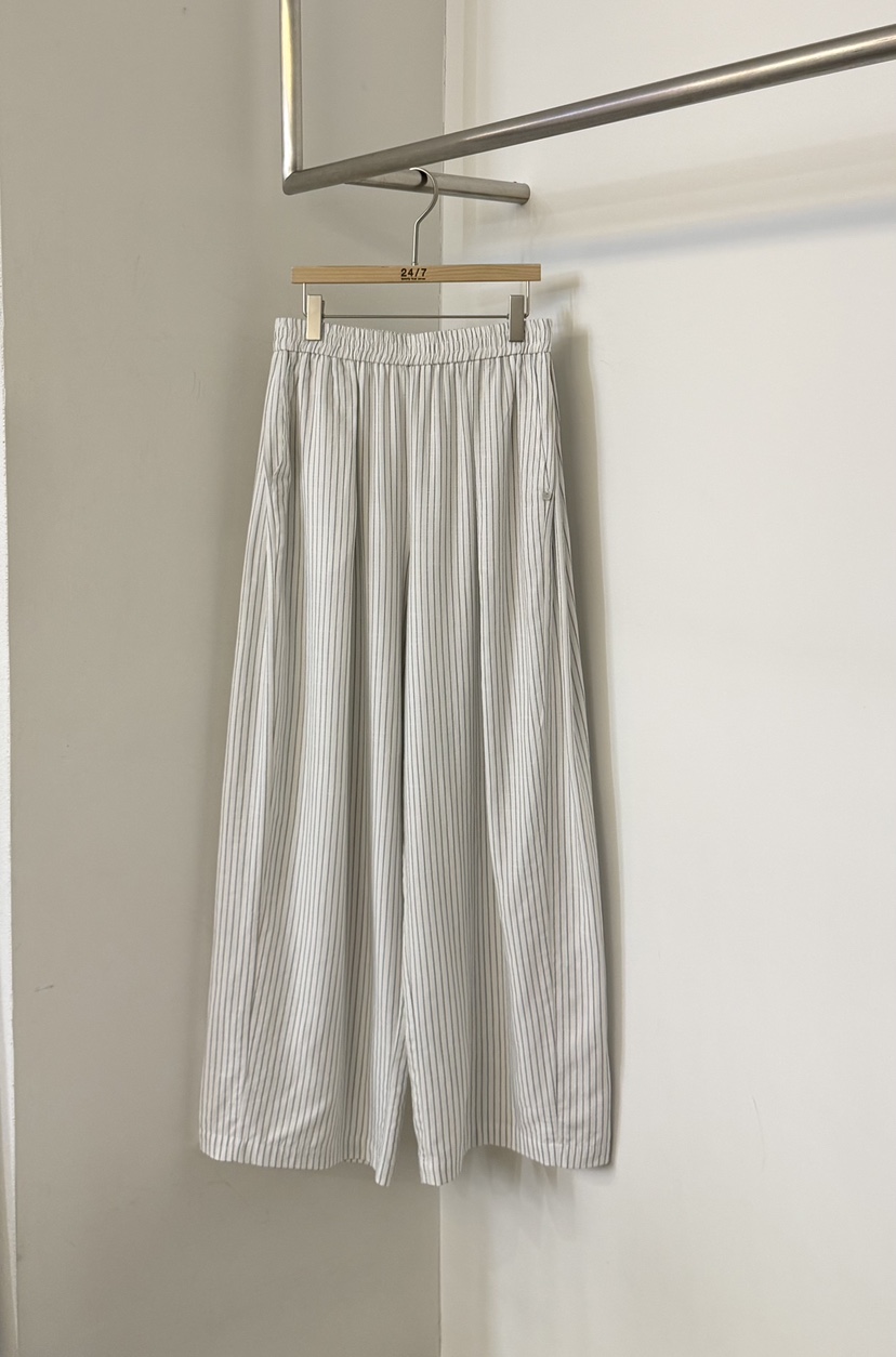 TWENTY FOUR SEVEN24-7韓國東大門代購女裝新品推薦休閑褲TEWNTY FOUR SEVEN24-7休閑褲圖色1
