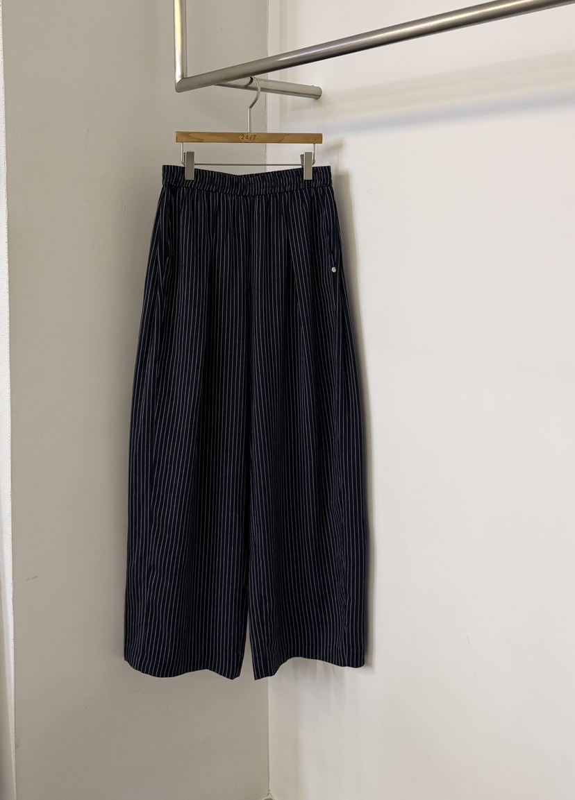 TWENTY FOUR SEVEN24-7韓國東大門代購女裝新品推薦休閑褲TEWNTY FOUR SEVEN24-7休閑褲圖色2條紋