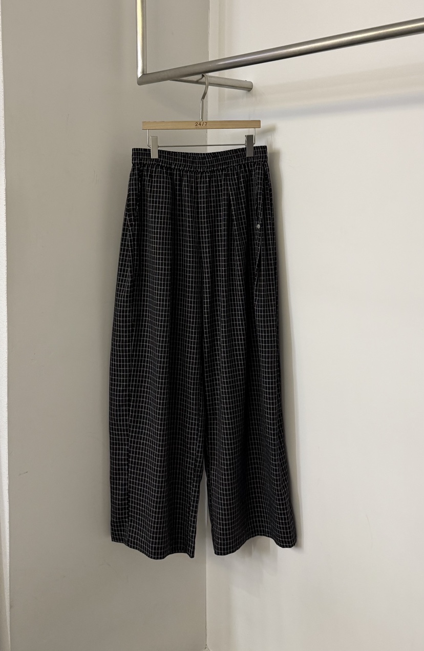 TWENTY FOUR SEVEN24-7韓國東大門代購女裝新品推薦休閑褲TEWNTY FOUR SEVEN24-7休閑褲圖色3格子