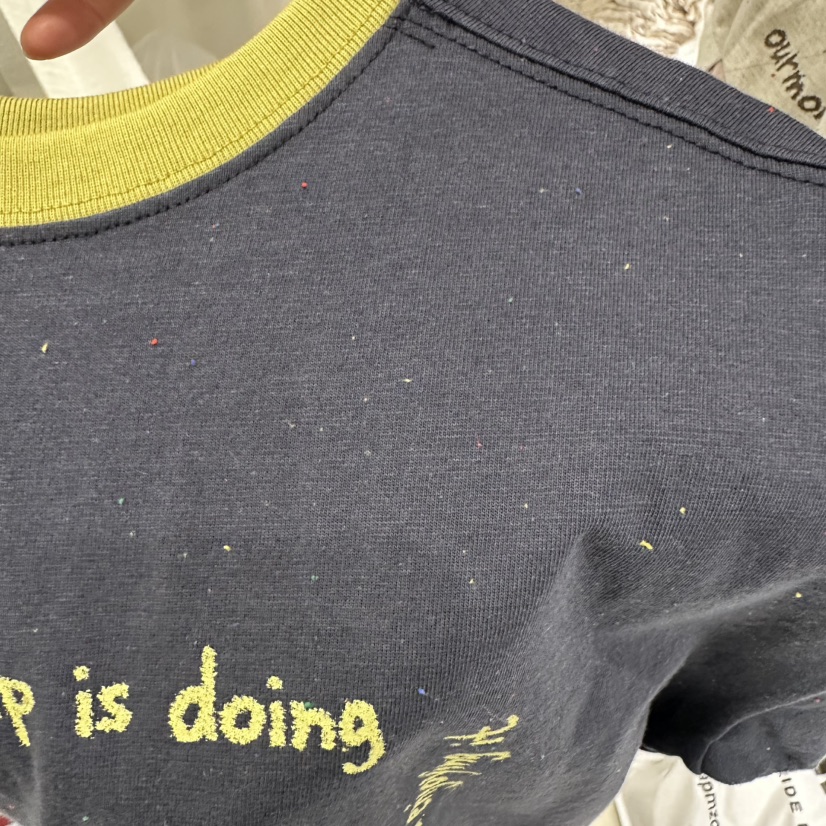 OURMOMENT韓國代購女士新款職業休閑熱賣時尚推薦人氣T恤OURMOMENTT恤